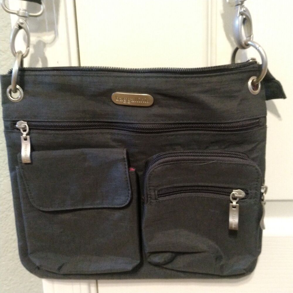 Baggallini Gray Nylon Crossbody Travel Organizer Purse EUC
